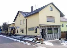 Guest house Landgasthaus Schaflohe *